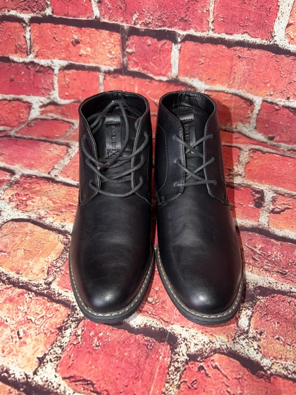 Nine West Black Leather Men's Chukka Boots size 8.5 new with tags